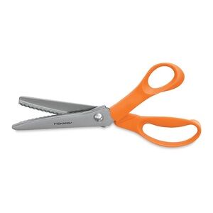 Fiskars Pinking Shears Scissors for cutting a decorative zigzag pattern vintage
